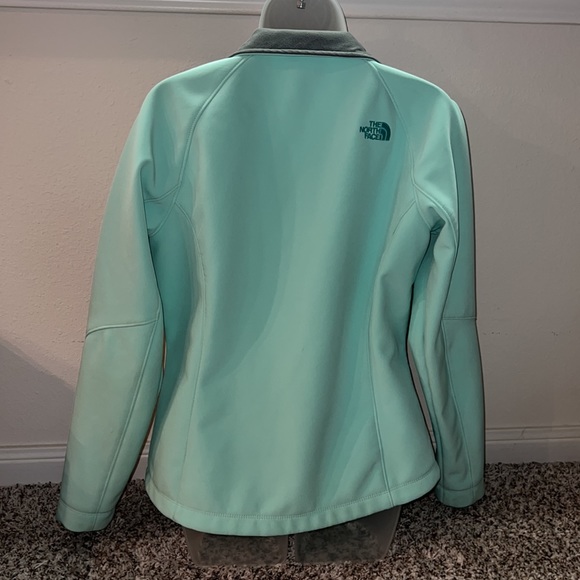 The North Face - Mint Green Apex Bionic Full-Zip Jacket - Picture 4 of 6